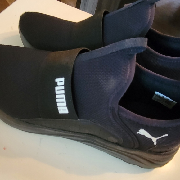 Soft Black Pumas - Picture 3 of 4